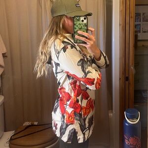 Columbia Floral Pull Over Shirt